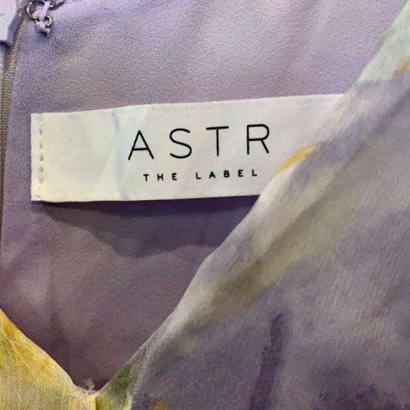 *SOLD* ASTR Elsa Floral Tiered Maxi Dress - Picture 5 of 5